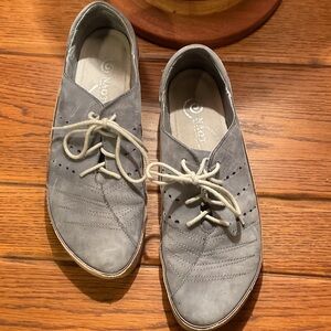 Naot Light Gray Women's Casual Lace-Up Sneakers